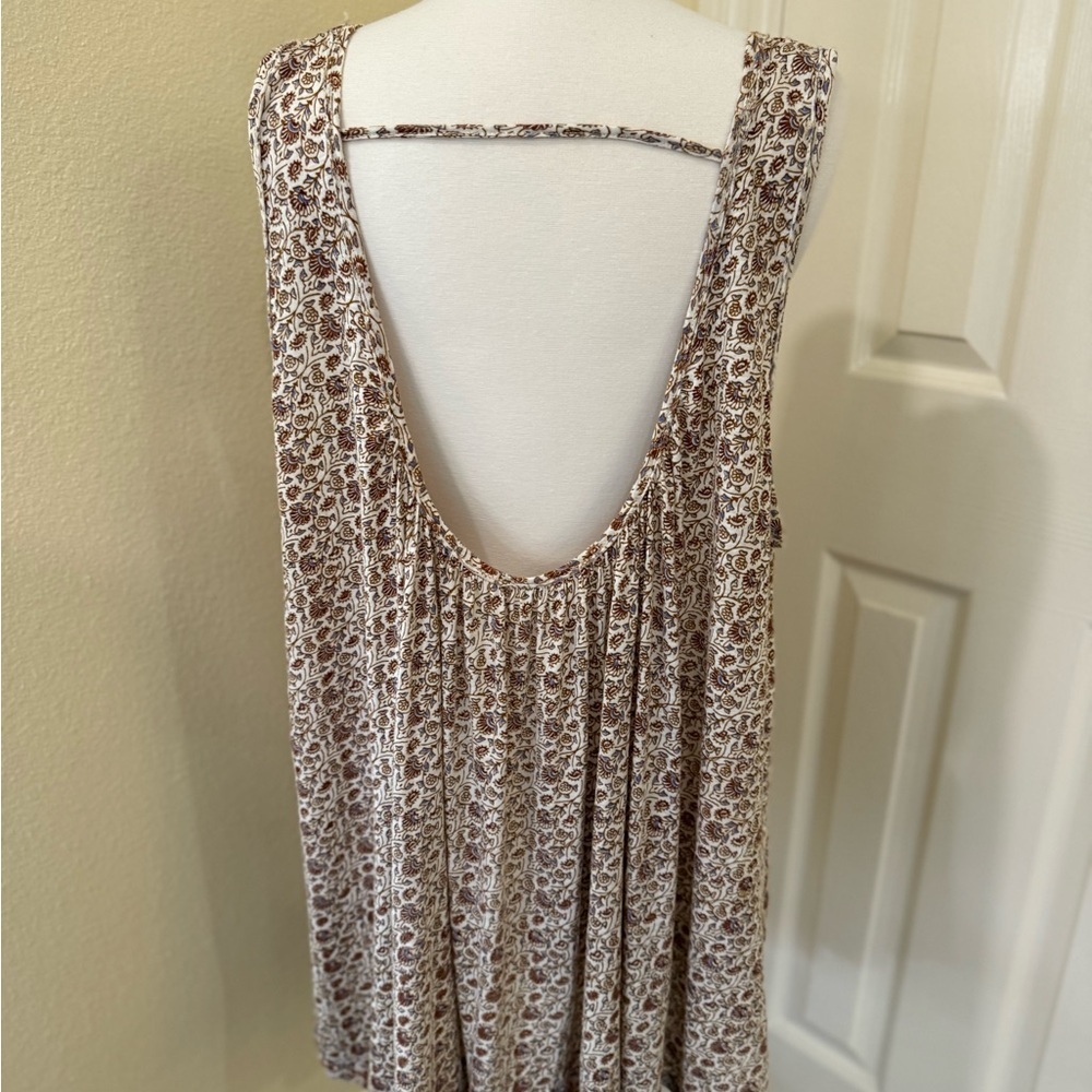 Free People Sleeveless Patterned Women's Top - Picture 2 of 4